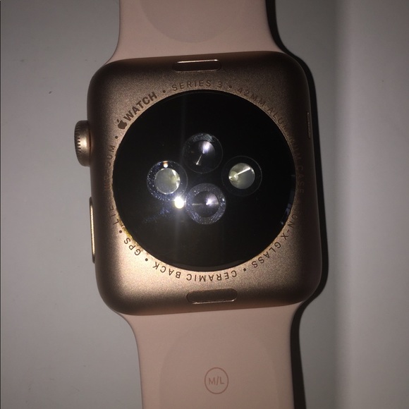 Apple iwatch  ⌚️ 3 series 42mm + Cellular GPS - Picture 5 of 8